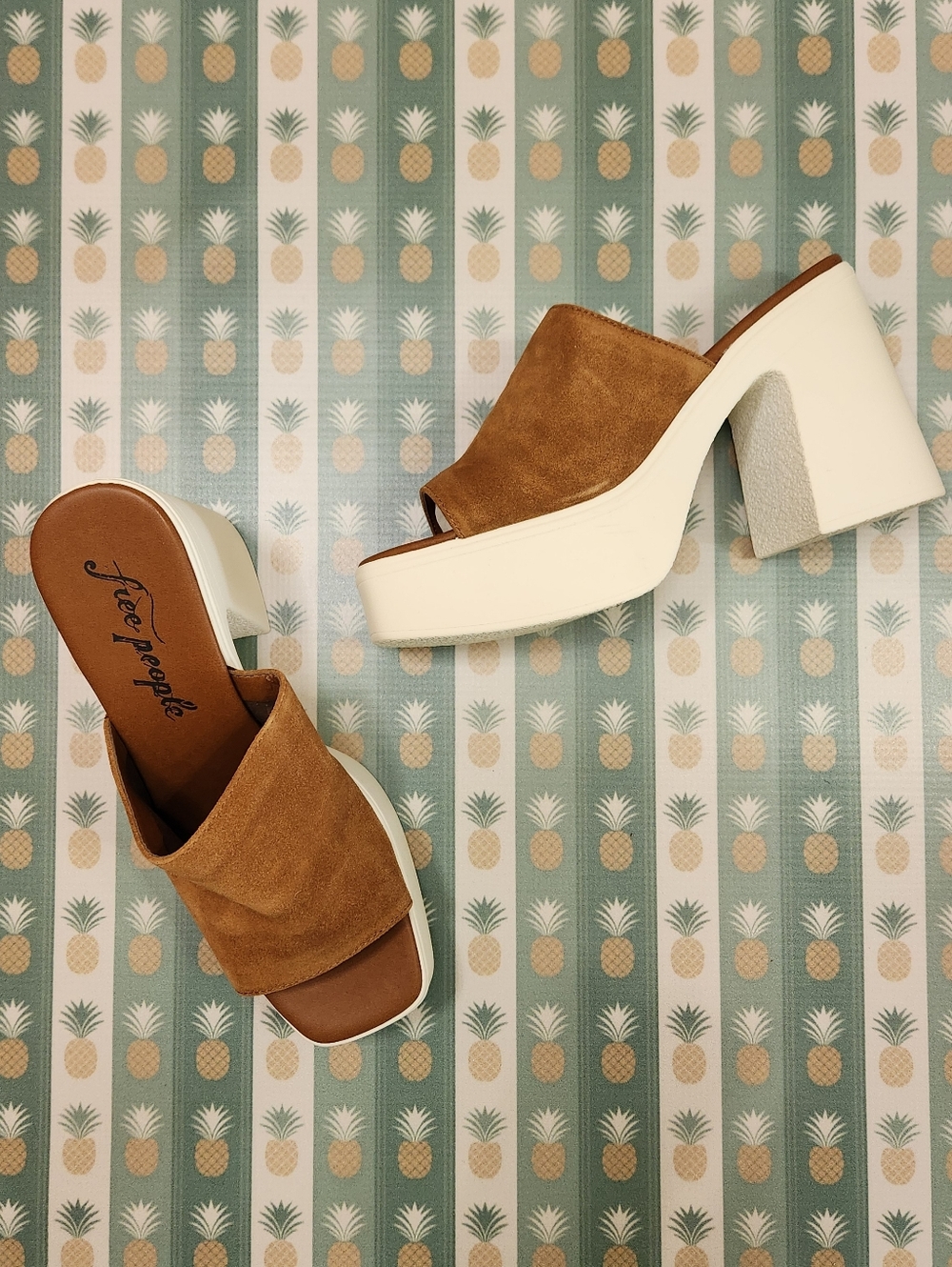 Free People Suede Zoe Platforms - Picture 4 of 10